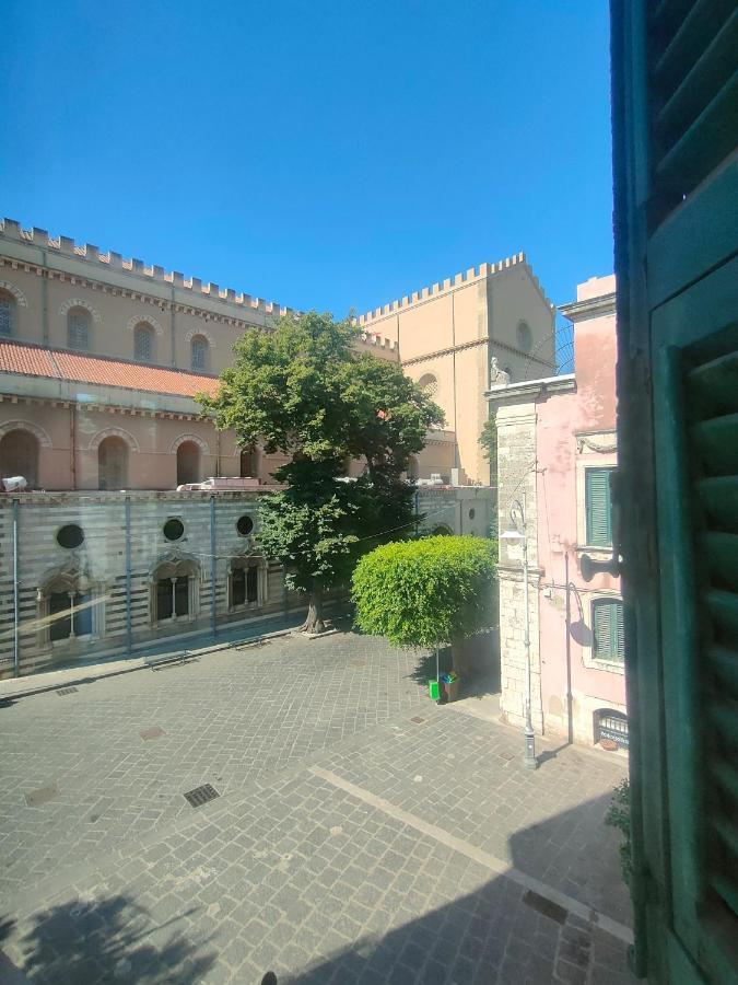 B&B Del Duomo Месина Екстериор снимка